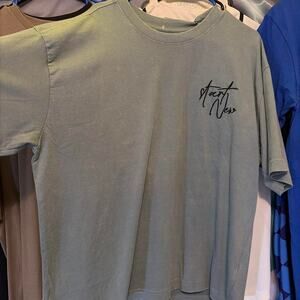 Riot Empire Embroidered Green T-Shirt Size XL